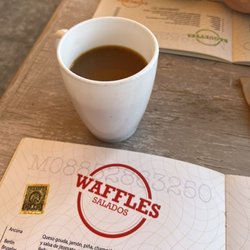 La Antigua - Café  americano muy rico! Están por llegar los waffles  les platicó después qué tal!