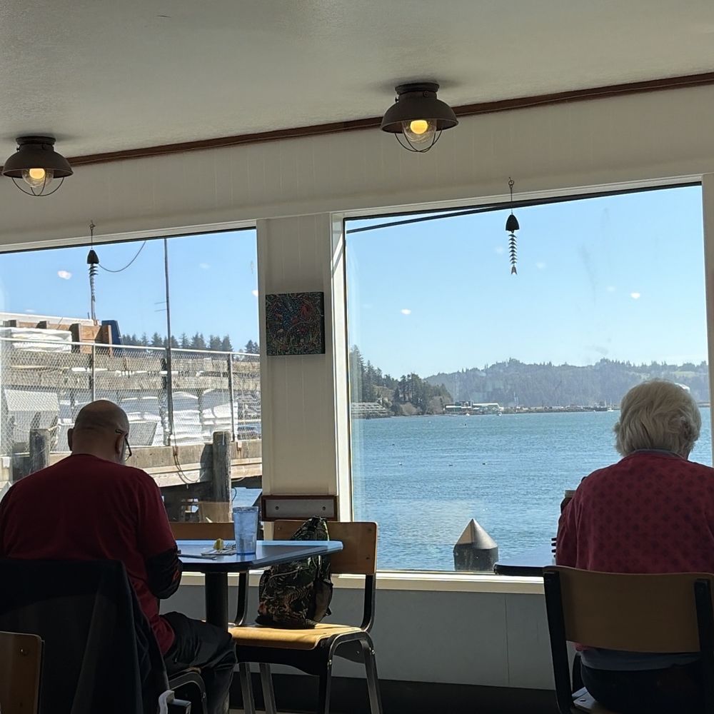 Mo's Seafood & Chowder - What a view! - Seafood Near Me - Newport, Oregon Mo's Seafood & Chowder - What a view! - Seafood Near Me - Newport, Oregon