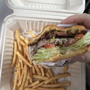 Joe's Burgers - Guacamole Burger and fries - Fast Food Near Me - Kirkland, Washington Joe's Burgers - Guacamole Burger and fries - Fast Food Near Me - Kirkland, Washington