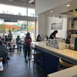 Nong Lá Vietnamese Cafe - Inside