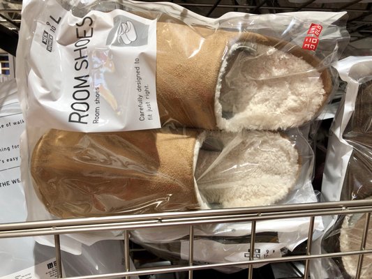 UNIQLO The BLOC by null