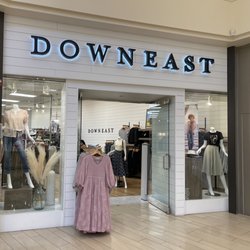 Downeast - Super cute store front!