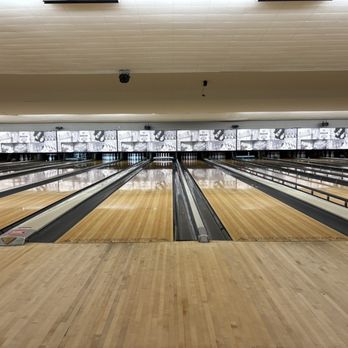Valencia Lanes - Bowling lanes - Bowling Near Me - Newhall, California Valencia Lanes - Bowling lanes - Bowling Near Me - Newhall, California