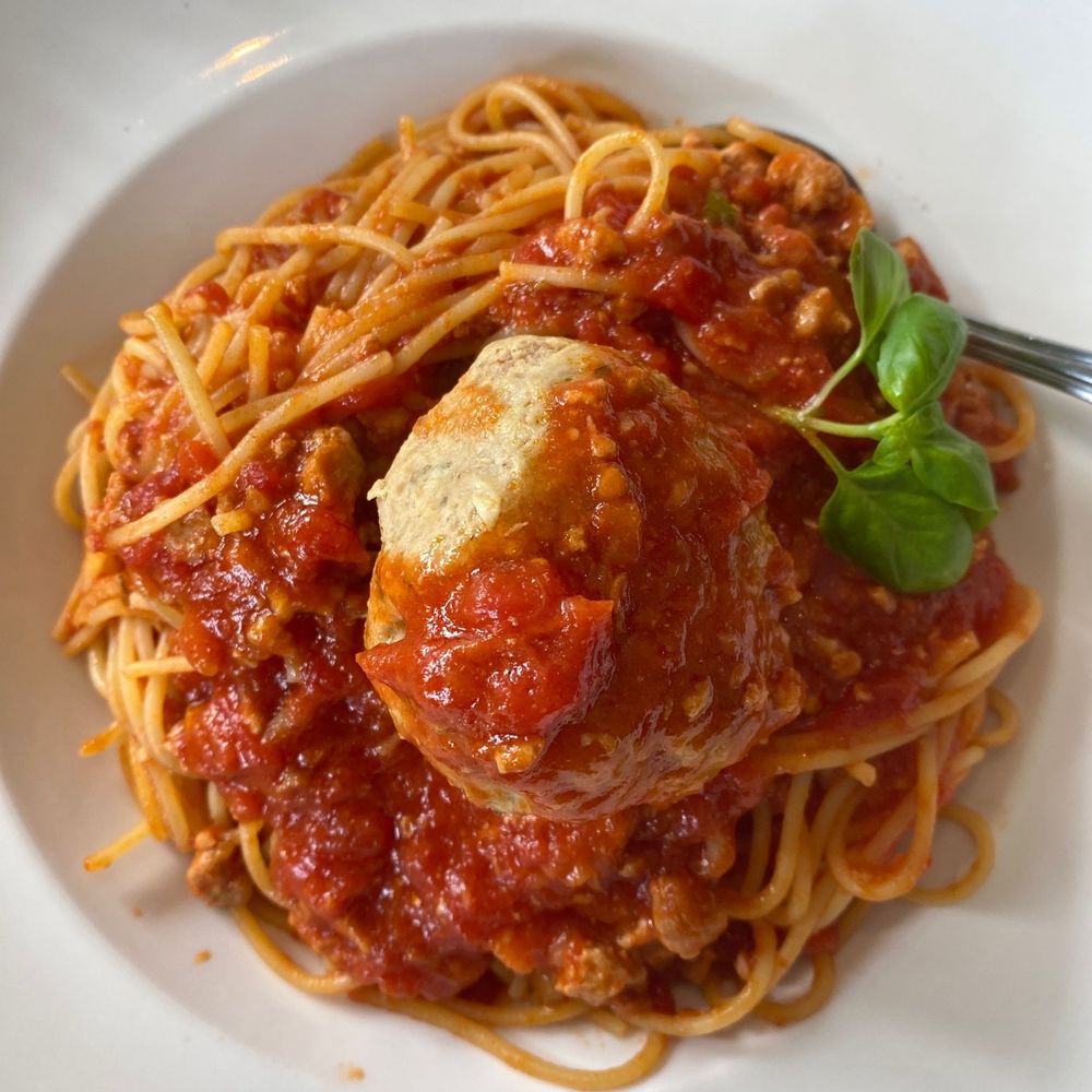Ristorante Corneli - Spaghetti Bolognese - Italian Near Me - Montreal, Quebec Ristorante Corneli - Spaghetti Bolognese - Italian Near Me - Montreal, Quebec