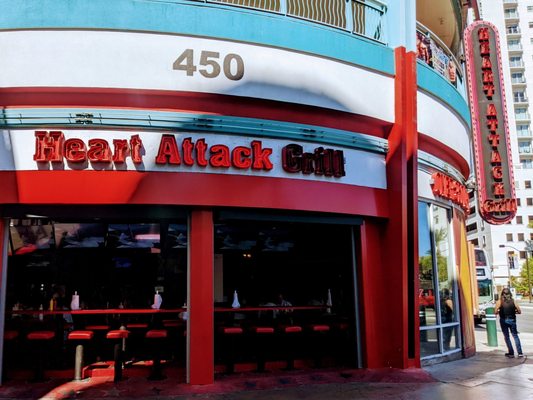 Heart Attack Grill by null