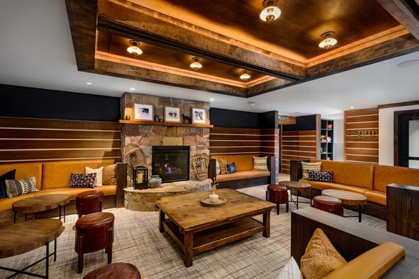 Spur Restaurant & Bar by null