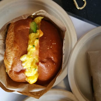 Eggslut - Fairfax with avocado - Breakfast & Brunch Near Me - Los Angeles, California