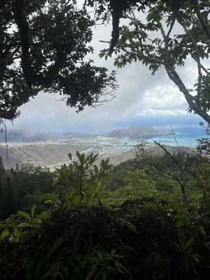 Kuli'ou'ou Valley Trail by null