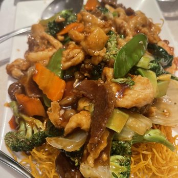 Dynasty Chinese Restaurant - Hong Kong Style Noodles - Chinese Near Me - Fairfield, California Dynasty Chinese Restaurant - Hong Kong Style Noodles - Chinese Near Me - Fairfield, California