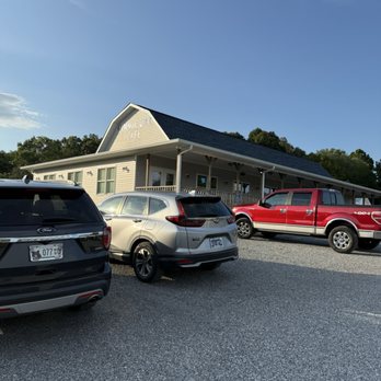 Cookie Jar Cafe - Front entrance with porch and rocking chairs. - Cafes Near Me - Dunlap, Tennessee Cookie Jar Cafe - Front entrance with porch and rocking chairs. - Cafes Near Me - Dunlap, Tennessee