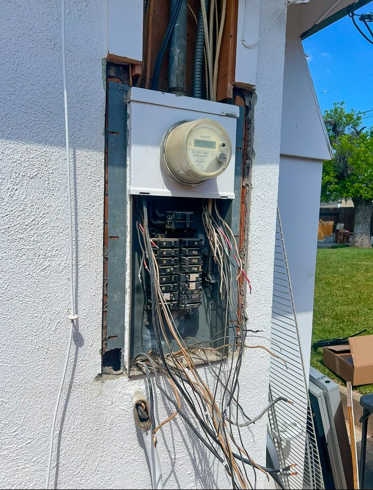 Slide of Genesis Electric