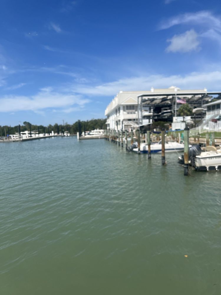 The Tarpon Club Marina Logo