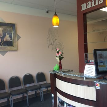 Nails By Helen - Waiting area - Nail Salons Near Me - Dallas, Georgia