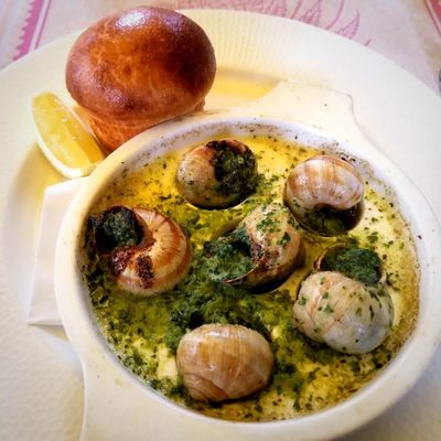 Biff's Bistro by null