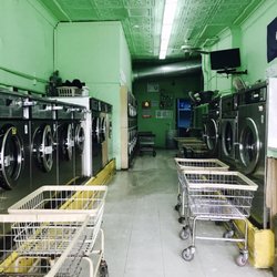 Simon Laudromat - Clean facility, new washer /dryers. Family-owned neighborhood business- by a very kind couple.