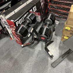 DICK'S Sporting Goods