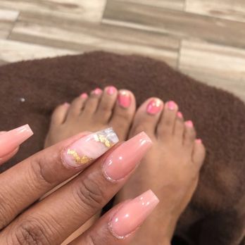 Embellish Nails Studio - Pink nails - Nail Salons Near Me - Elk Grove, California