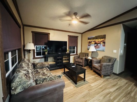 State Game Lodge by null