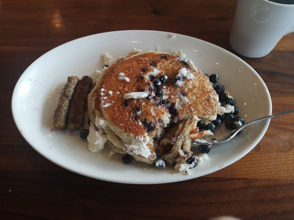 CHIP’S FAMILY RESTAURANT 244 Photos & 279 Reviews 321 Boston Post