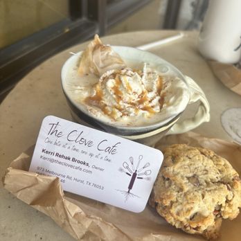 The Clove Cafe - Bakeries Near Me - Hurst, Texas