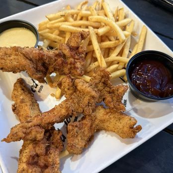 Loaded Joe's - Avon Restaurants - Chicken tenders with fries, bbq sauce and honey mustard sauce- good - Coffee & Tea Near Me - Avon, Colorado Loaded Joe's - Avon Restaurants - Chicken tenders with fries, bbq sauce and honey mustard sauce- good - Coffee & Tea Near Me - Avon, Colorado