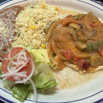 Santa Fe Restaurant - Huevos Rancheros! - Mexican Near Me - Cathedral City, California