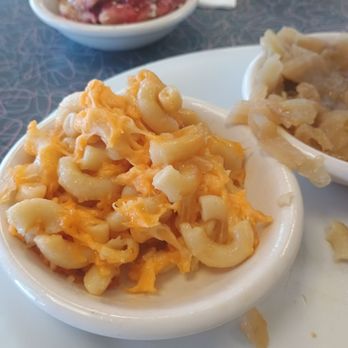 Grits Grill - Cold stale Mac and cheese. Inedible! - American Near Me - Nags Head, North Carolina Grits Grill - Cold stale Mac and cheese. Inedible! - American Near Me - Nags Head, North Carolina