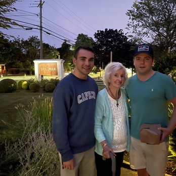 Del Mar Bar & Bistro - Happy Diners! - New American Near Me - Chatham, Massachusetts Del Mar Bar & Bistro - Happy Diners! - New American Near Me - Chatham, Massachusetts