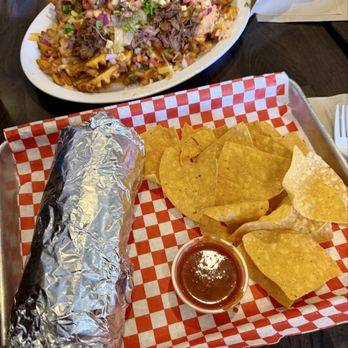 Que Onda Tacobar - California Burrito & Papa Loca - Mexican Near Me - Vallejo, California