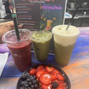 The Velvet Blender - Açaí bowl, passionfruit matcha, iced matte latte, Bayou Paradise Punch Smoothie - Juice Bars & Smoothies Near Me - Gretna, Louisiana The Velvet Blender - Açaí bowl, passionfruit matcha, iced matte latte, Bayou Paradise Punch Smoothie - Juice Bars & Smoothies Near Me - Gretna, Louisiana