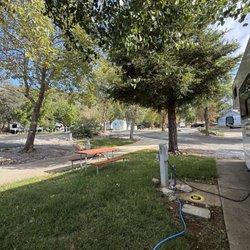 Mountain Gate RV Park & Cabins - Hookups at the site