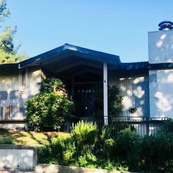 Barbour Painting - Originally 70s color dark green trim with beige siding - Painters Near Me - Concord, California Barbour Painting - Originally 70s color dark green trim with beige siding - Painters Near Me - Concord, California