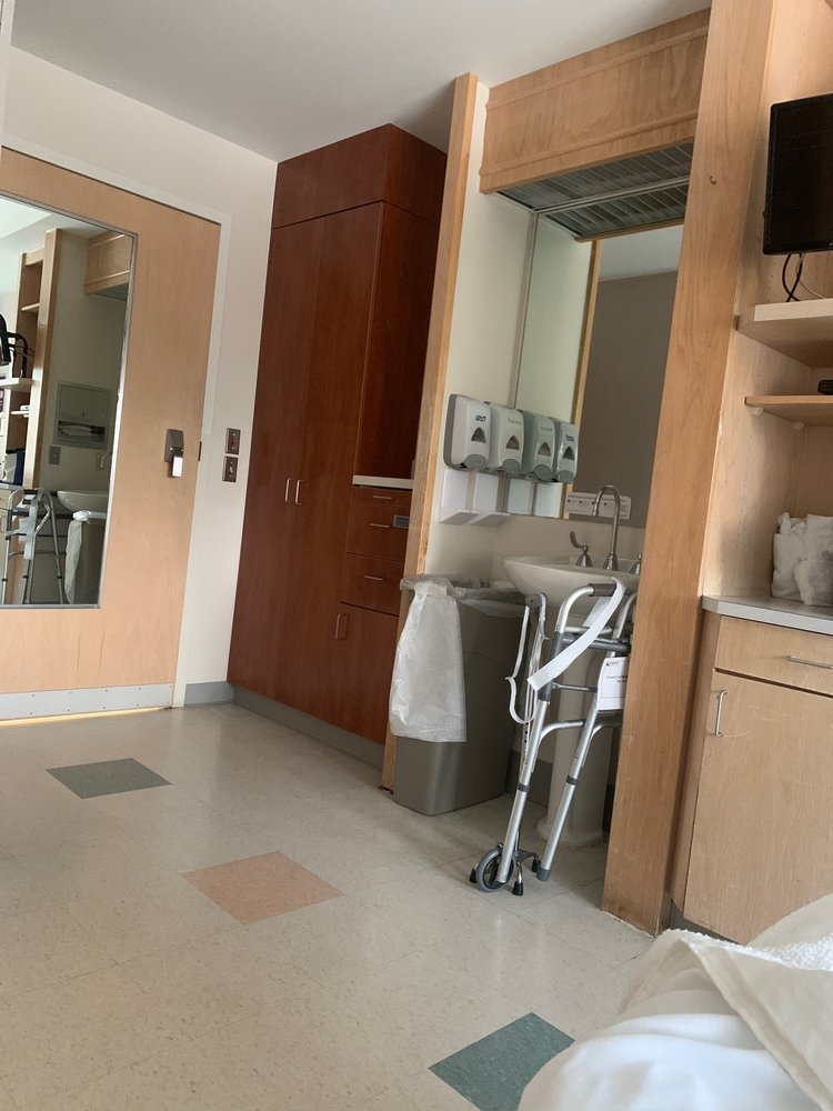 NOVANT HEALTH MATTHEWS MEDICAL CENTER 18 Photos & 68 Reviews 1500