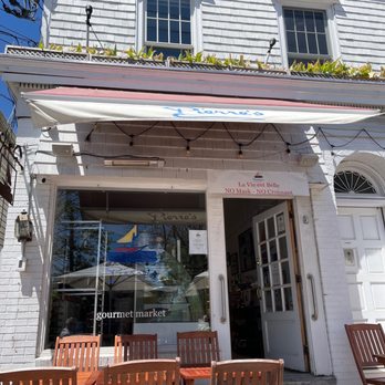 Pierre's - the outside of a restaurant - French Near Me - Bridgehampton, New York