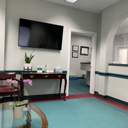 South Houston Dental - Waiting room