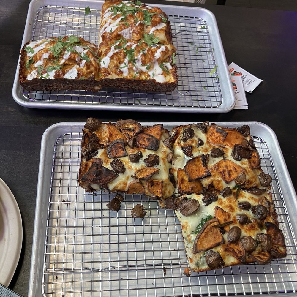 Bobbi’s - Toadstool and butter chicken pizza - Pizza Near Me - New Haven, Connecticut Bobbi’s - Toadstool and butter chicken pizza - Pizza Near Me - New Haven, Connecticut