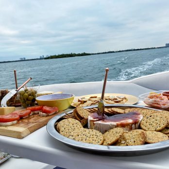 Brickell Boat Charters - Boat Charters Near Me Brickell Boat Charters - Boat Charters Near Me
