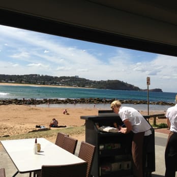 Point Cafe - Restaurants Near Me - Avoca Beach, NSW