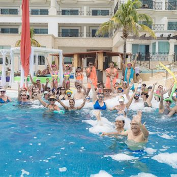Hyatt Zilara - Pool party early morning. Great times. - Hotels Near Me - Cancún, ROO Hyatt Zilara - Pool party early morning. Great times. - Hotels Near Me - Cancún, ROO