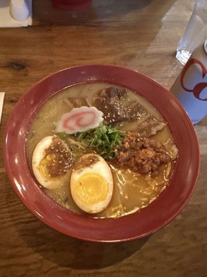 Nom Nom Ramen by null