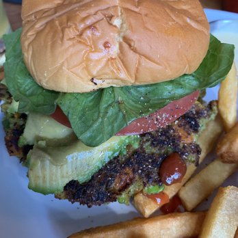 Ida's Nearabout - Veggie burger with avocado - Burgers Near Me - Sunnyside, New York