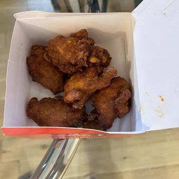 Shah's Halal Food - Hot Wings (6 Pieces) - Halal Near Me - Norwalk, Connecticut Shah's Halal Food - Hot Wings (6 Pieces) - Halal Near Me - Norwalk, Connecticut