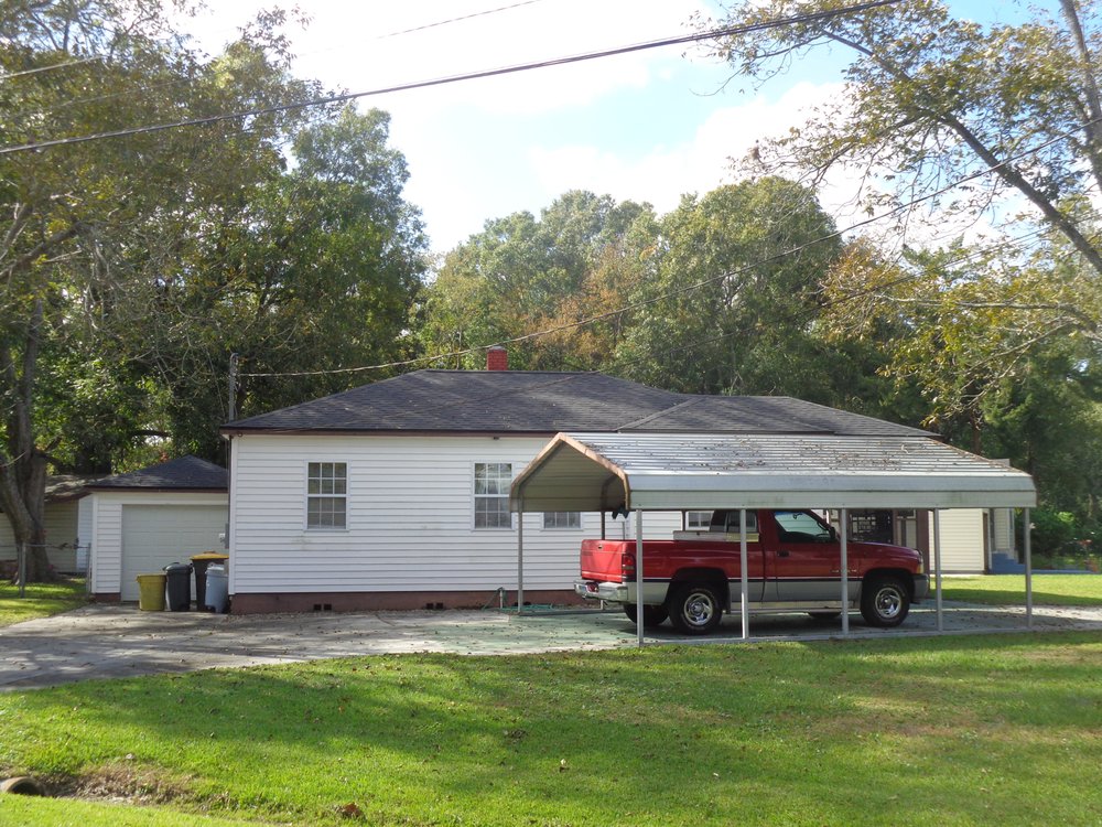 Slide of D & D Roofing