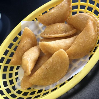 Colombian's Taste - Mini chicken empanadas - Colombian Near Me - Itasca, Illinois