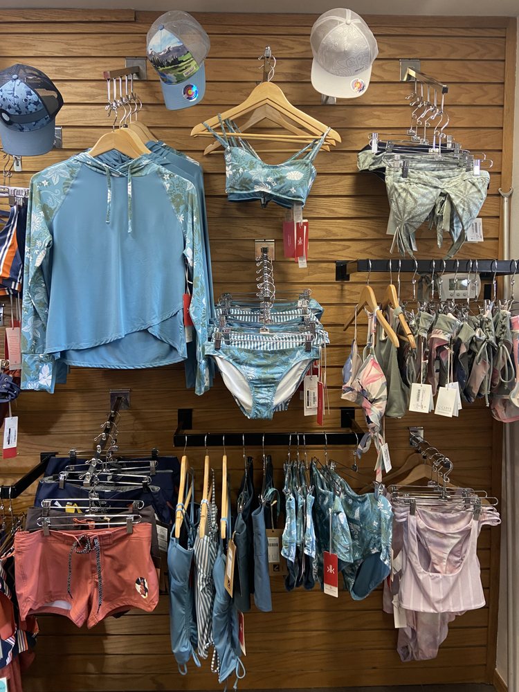 SKI BARN Updated October 2024 33 Photos & 48 Reviews 3533 Main