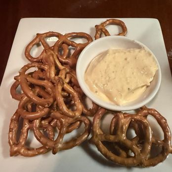 The Living Room Venice - Pretzel and Beer Cheese! - American Near Me - Venice, Florida The Living Room Venice - Pretzel and Beer Cheese! - American Near Me - Venice, Florida