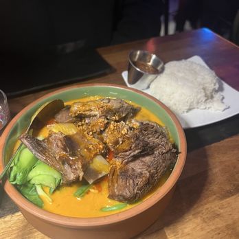 Kalye - Kare Kare - Filipino Near Me - New York, New York