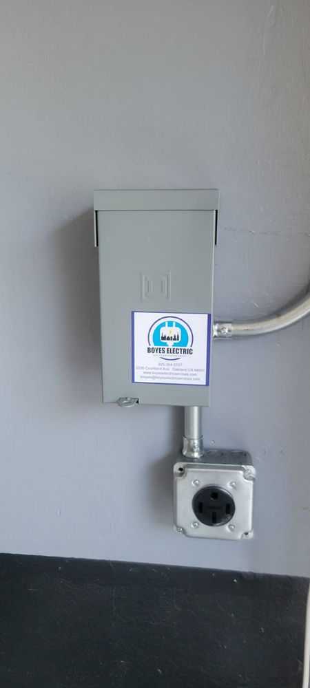 Slide of Boyes Electric