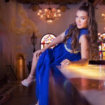 Samaria Martin - Cruz Building ! Quinceañera Photo Shoot by Samaria Martín - Session Photography Near Me - Hialeah, Florida Samaria Martin - Cruz Building ! Quinceañera Photo Shoot by Samaria Martín - Session Photography Near Me - Hialeah, Florida