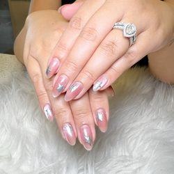 Polished Nails & Spa